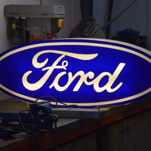 vintage-ford-dealer-lichtbak